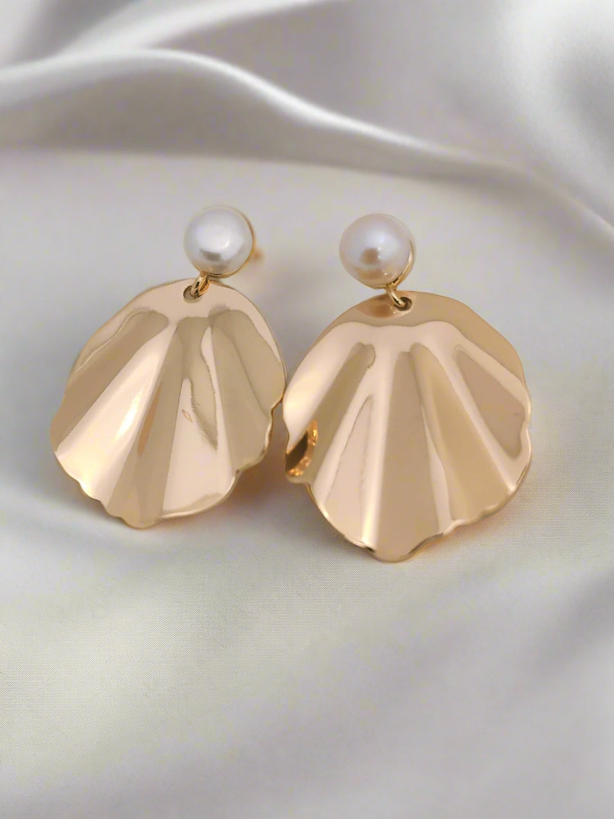 ROSIE - Statement Pearl & Gold Bridal Earrings