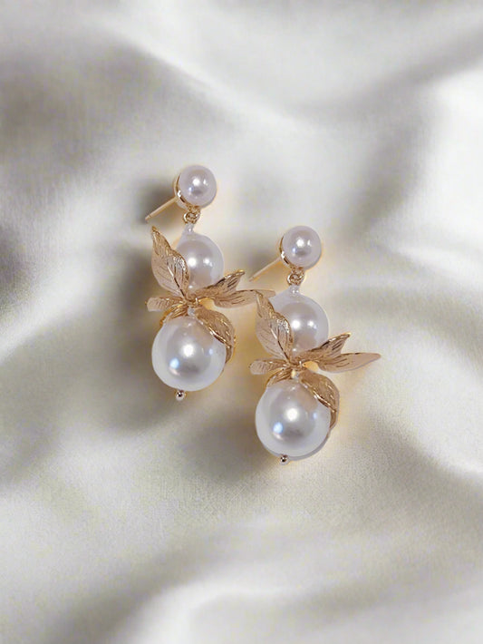 FLORRIE - Pearl and gold earrings
