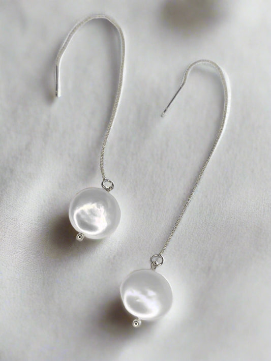 FREYA - Freshwater pearl thread earrings - Silver