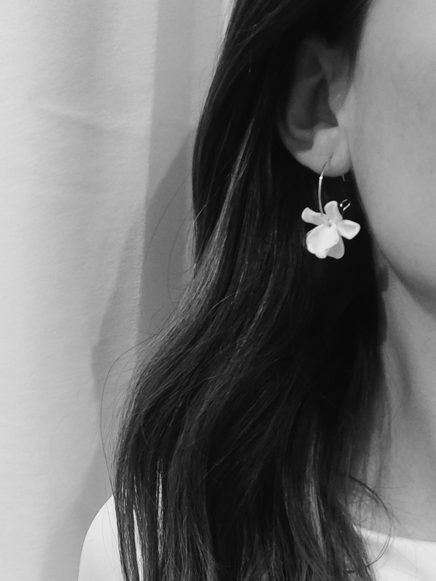 Lannan - Floral Hoop Bridal Earrings