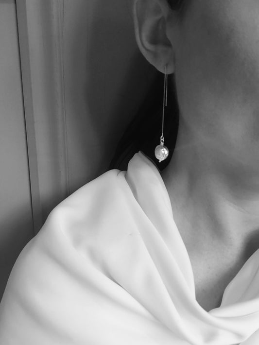 SARAH MAE - Silver & Pearl Ear Threads