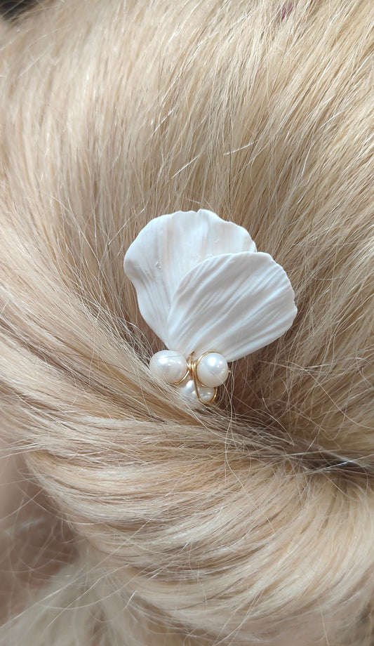 RUE Pin- Floral Bridal Hair Accessory