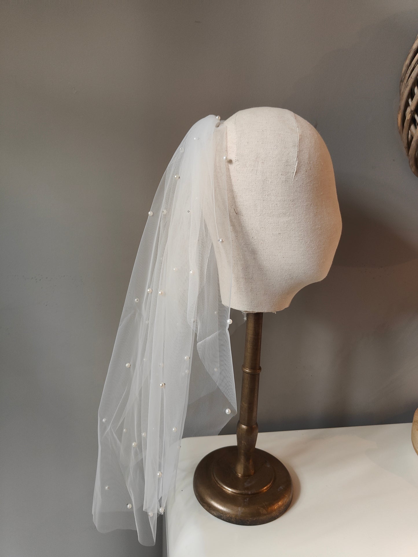 SALE - Mini Pearl Veil