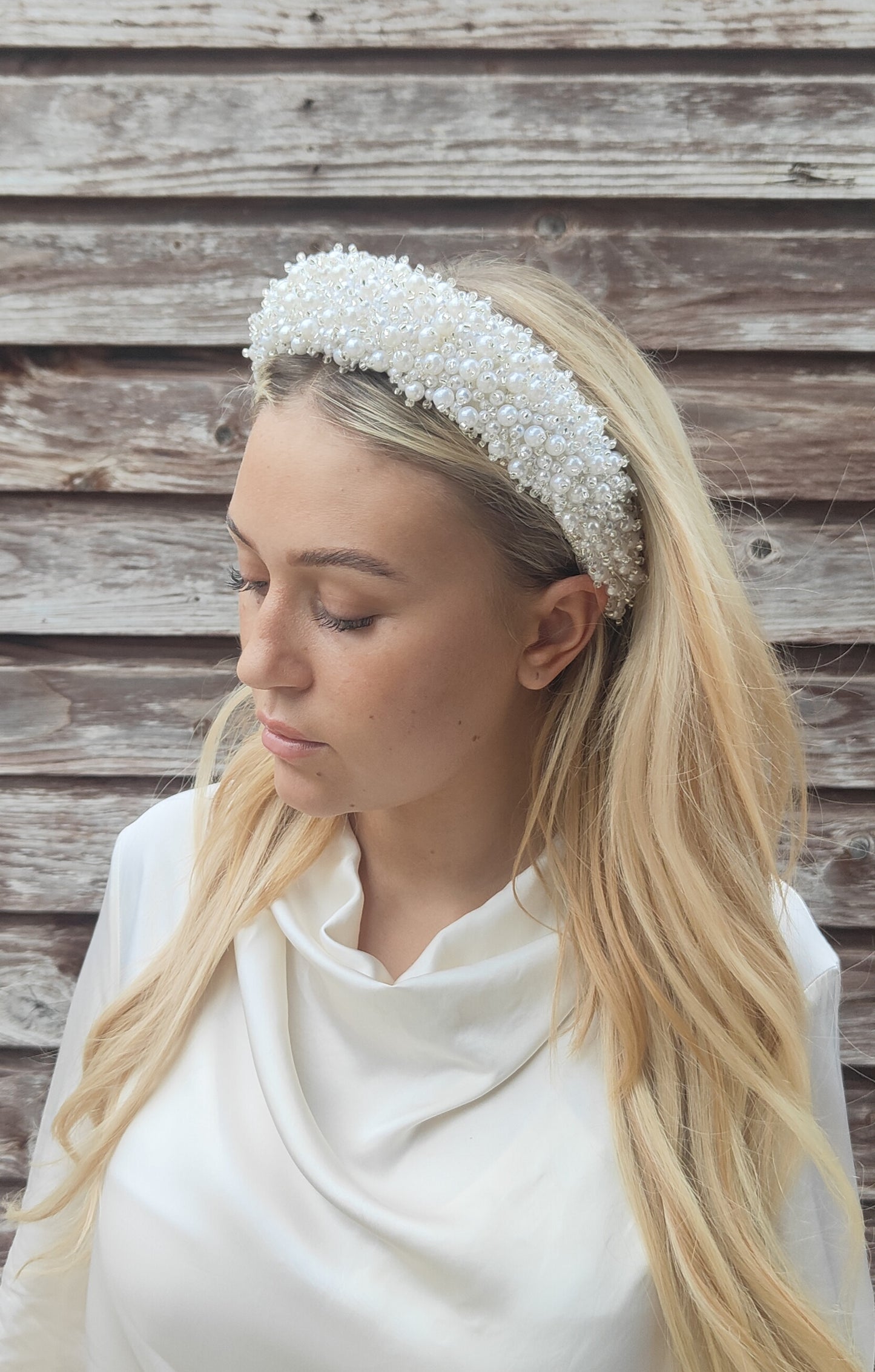 PETITE BELLE - Neat Pearl Bridal Headband