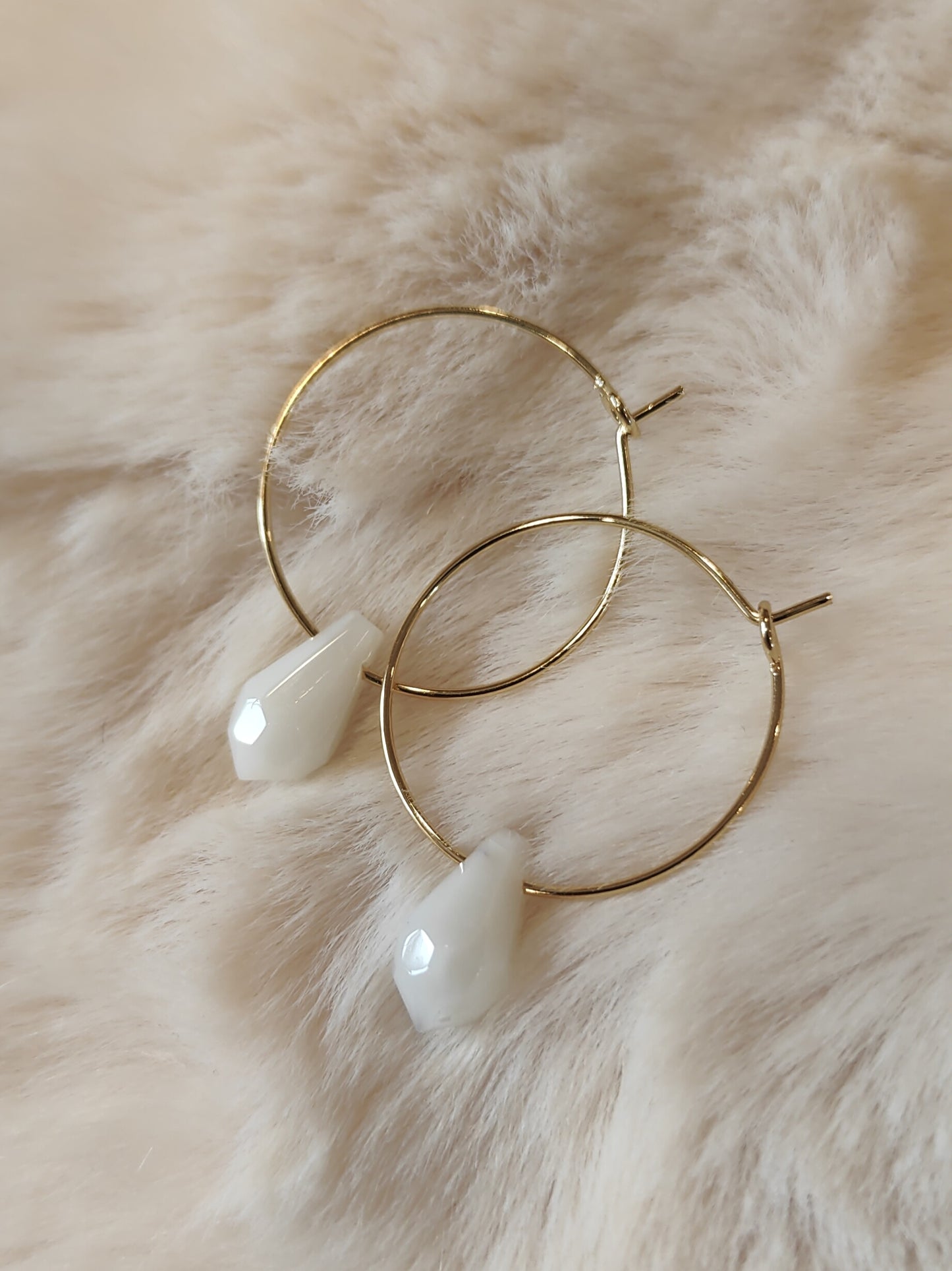 JENNA - Gold Hoop Earrings - Snow