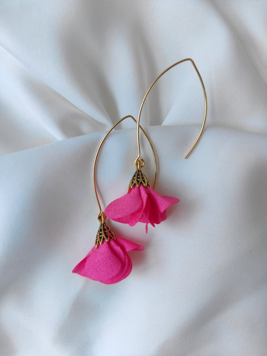 Jenni - Floral drop earrings - Fuschia Pink