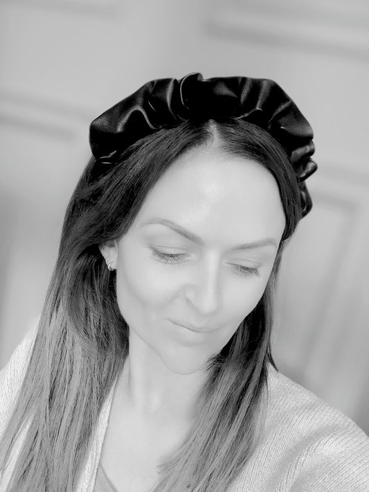 Petite Ruffle band - Faux Black Leather