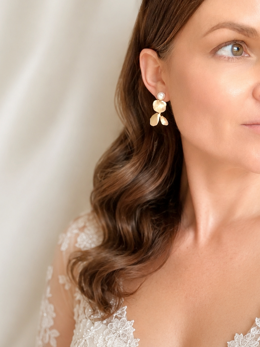 Avaya - Gold & Pearl leaf Earrings