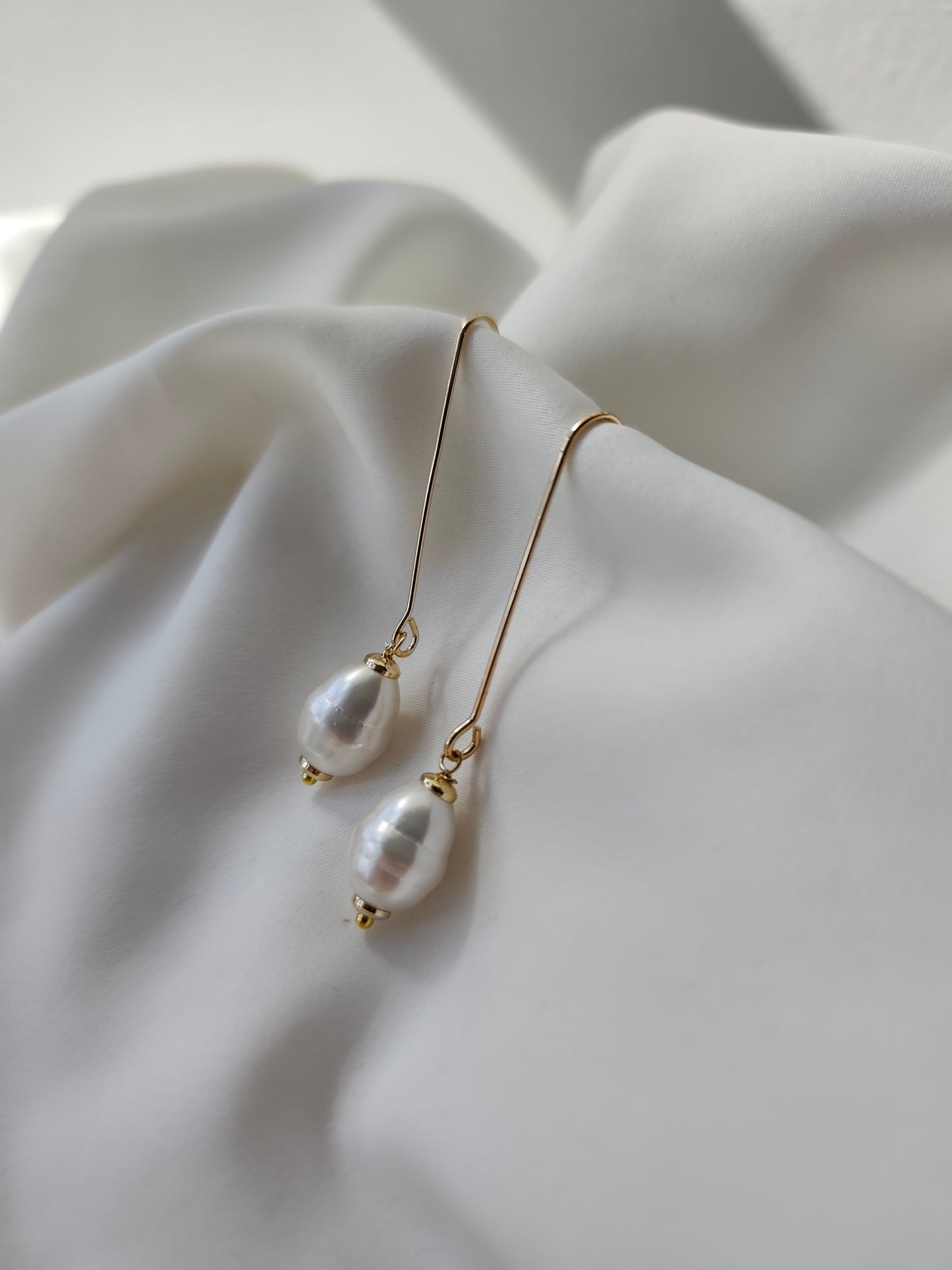 MAREE - Freshwater Pearl Drop Bridal Earrings