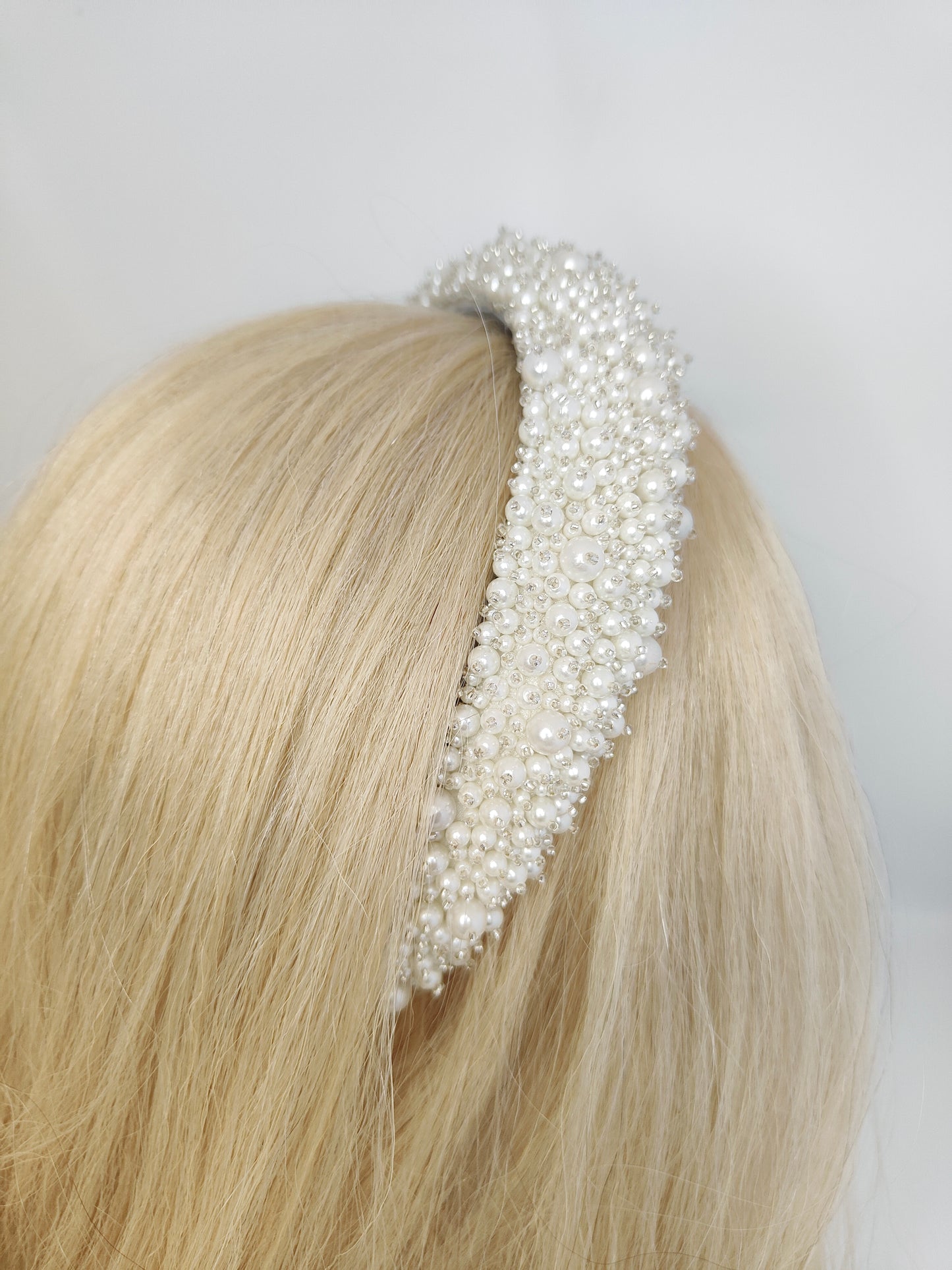 PETITE BELLE - Neat Pearl Bridal Headband