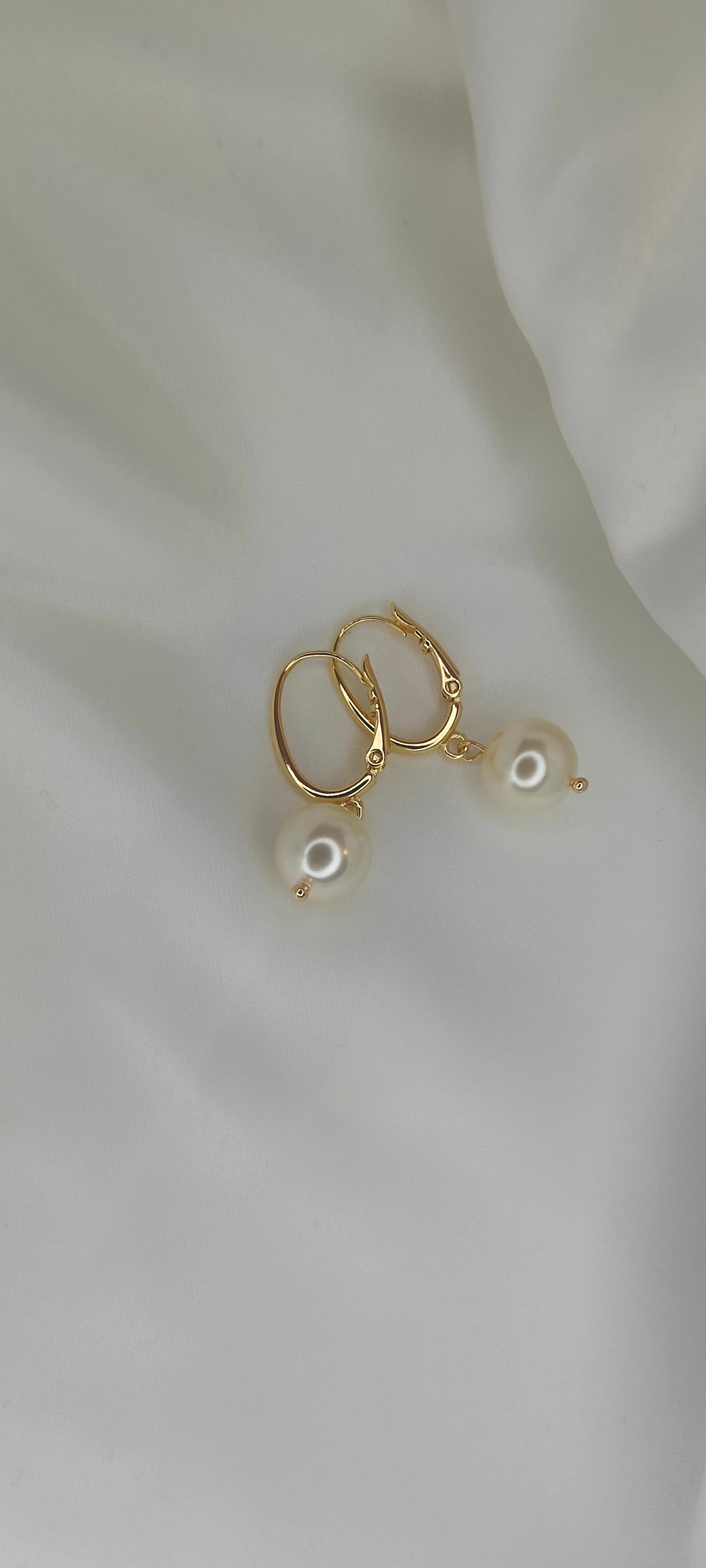 MADGE - Pearl Drop Bridal Earrings