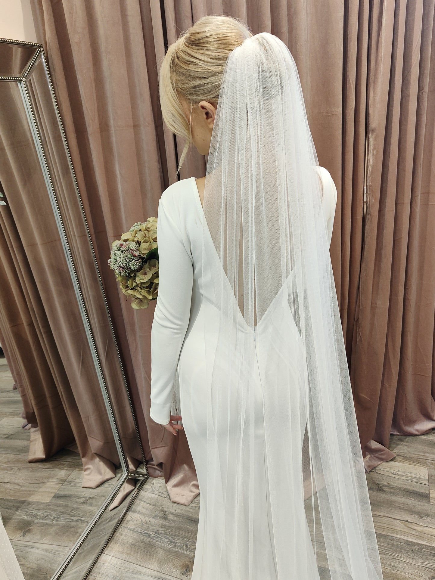 ELOISE - *Bestseller* Simple Bridal Veil