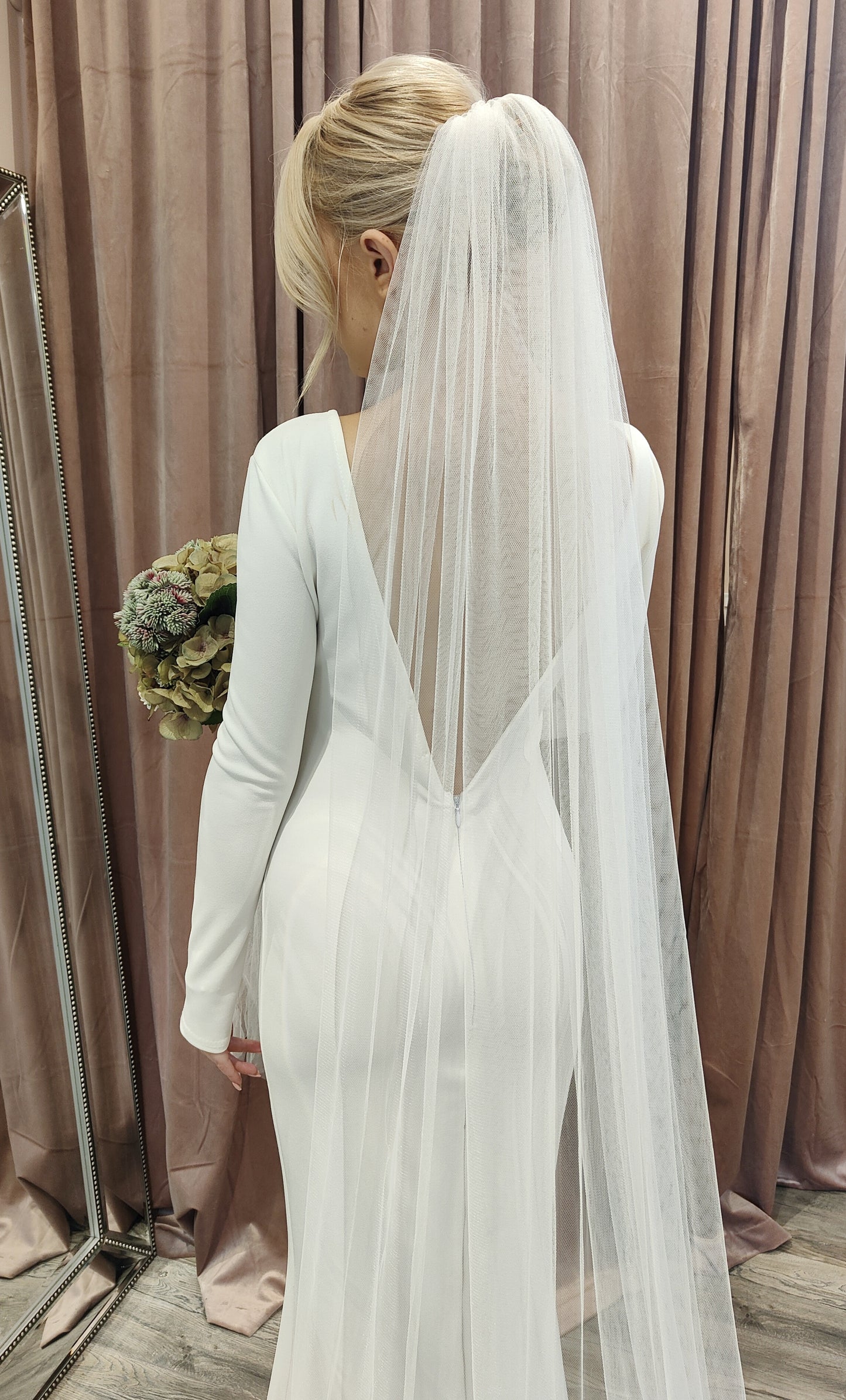 ELOISE - *Bestseller* Simple Bridal Veil