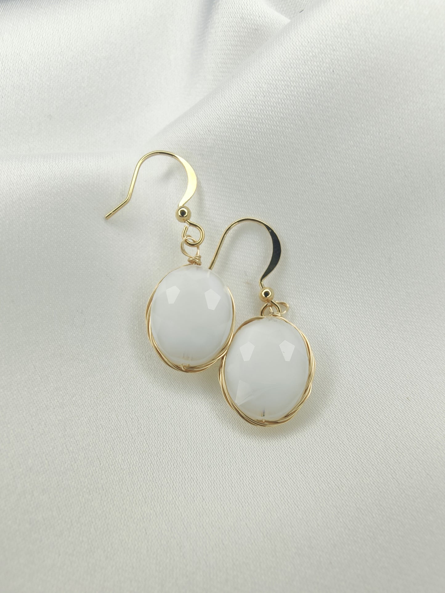 COUNTESS Earrings - Snow
