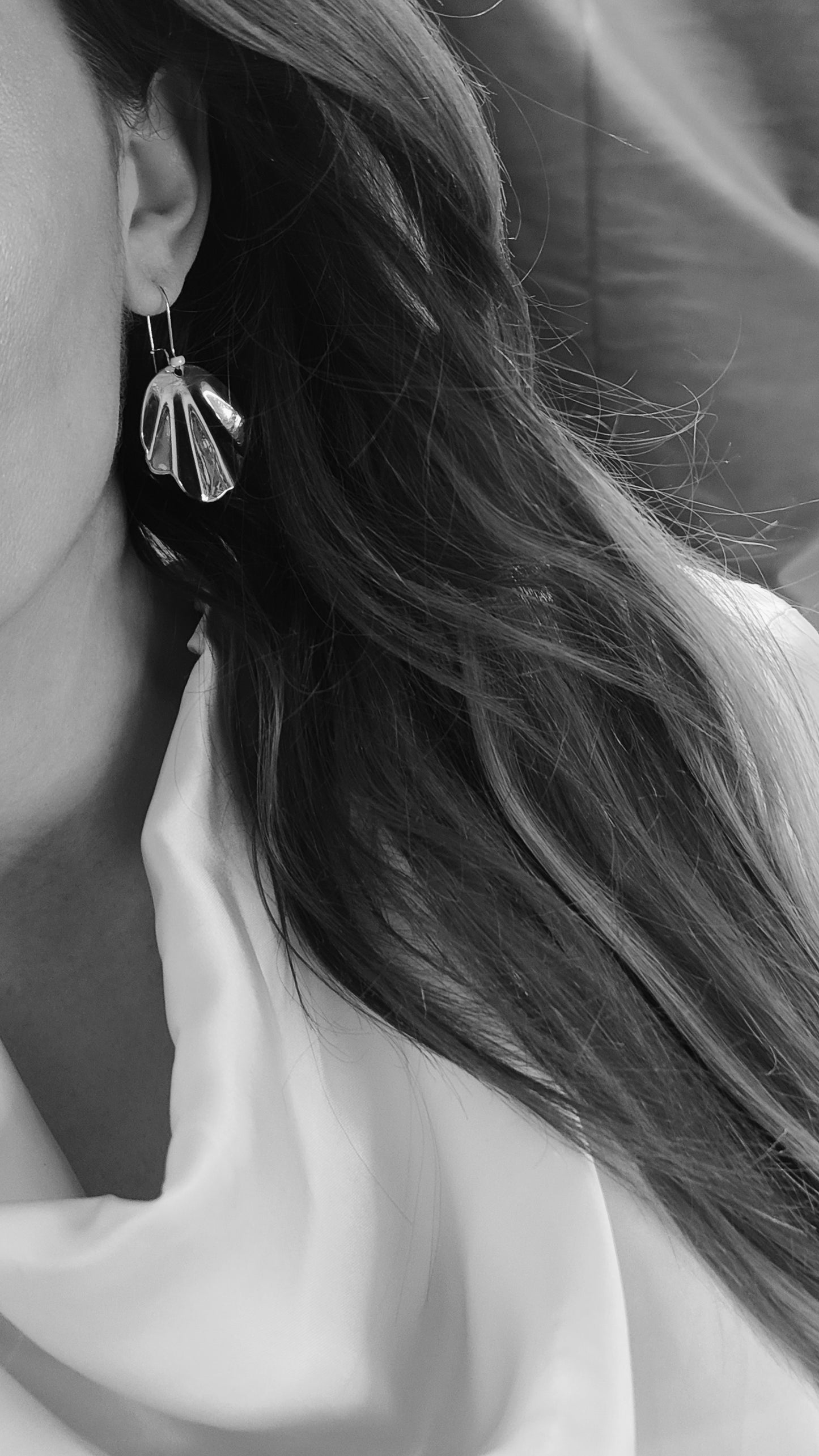 ELEANOR - Statement Gold Bridal Earrings