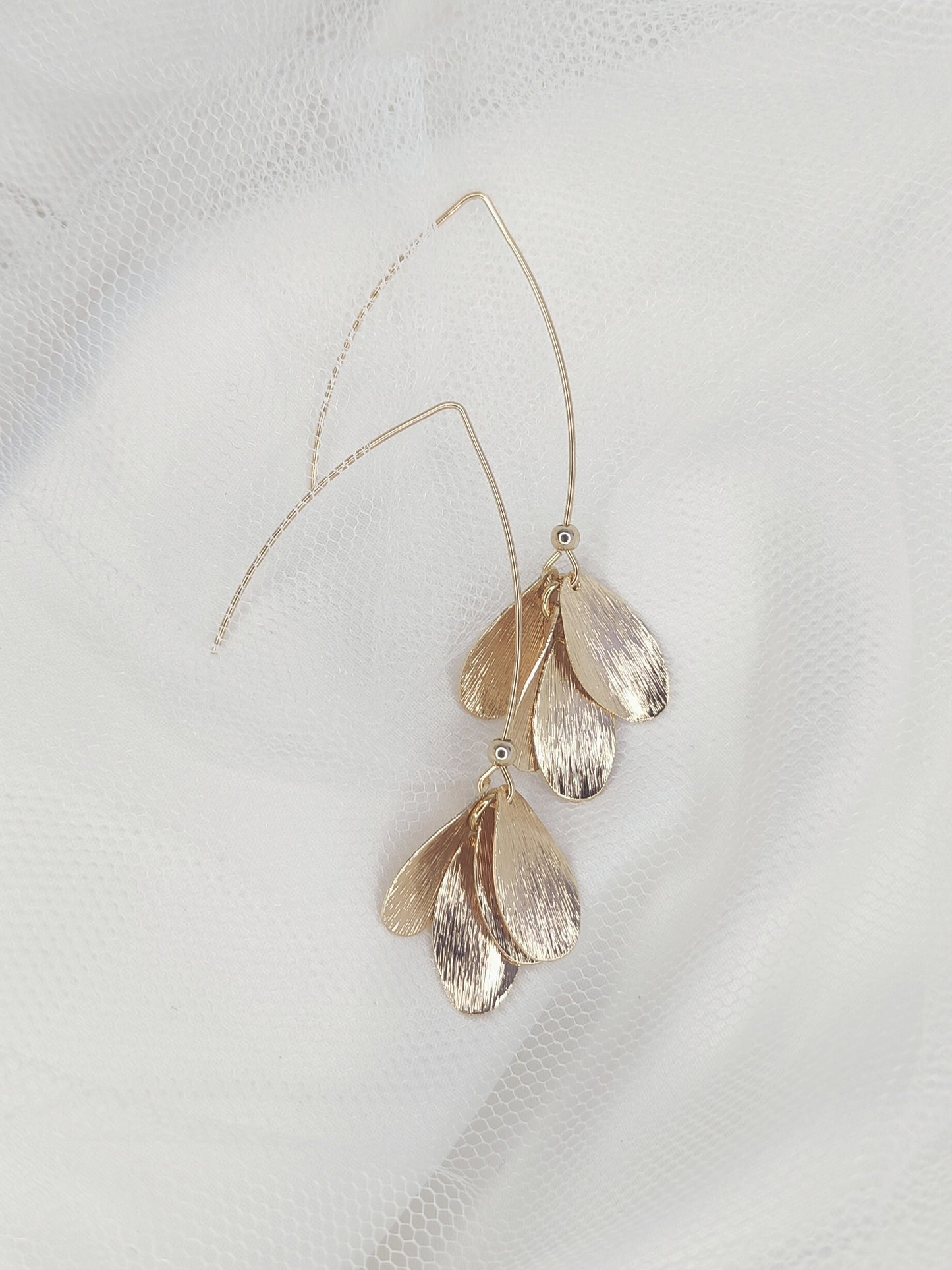 Ayla - Cluaise Bridal Buail Óir Comhaimseartha
