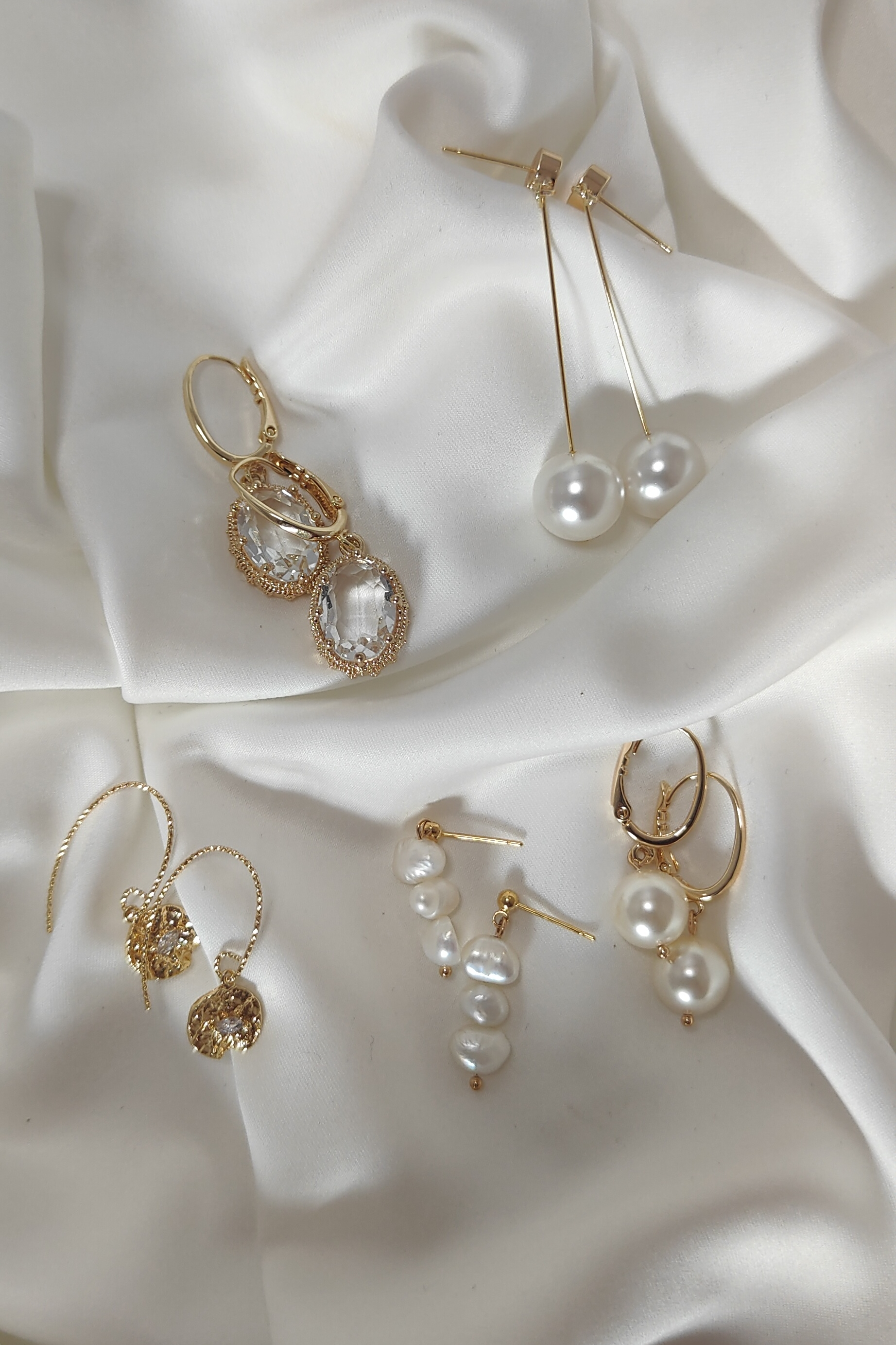 15 Beautiful  Attractive Wedding Earrings for Brides  Styles At Life