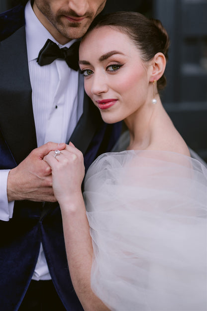 AUDREY - Statement Pearl Earrings