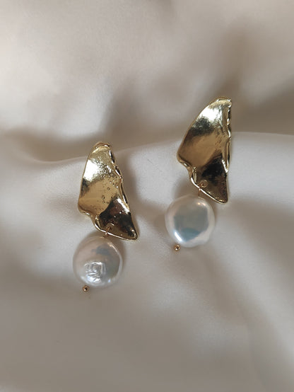 CASSIE - Gold & Pearl Contemporary Earrings