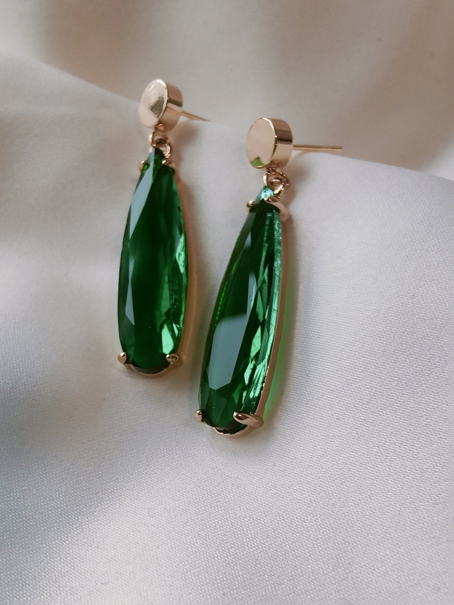 HELEN - Long Crystal Drop Earrings - Emerald