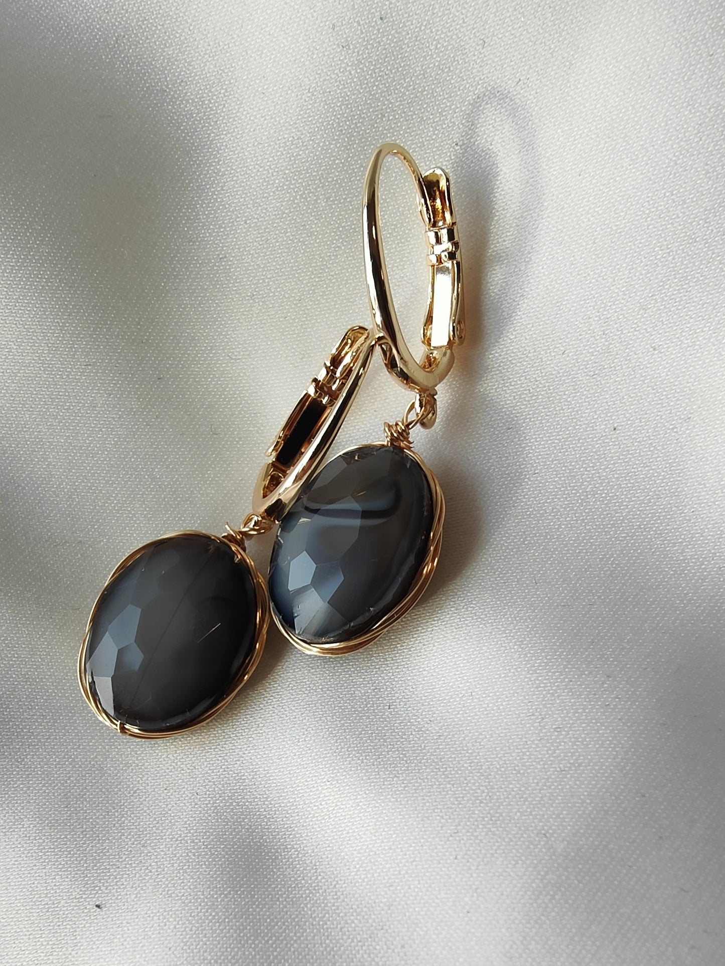 Countess Earrings - Smokey Grey