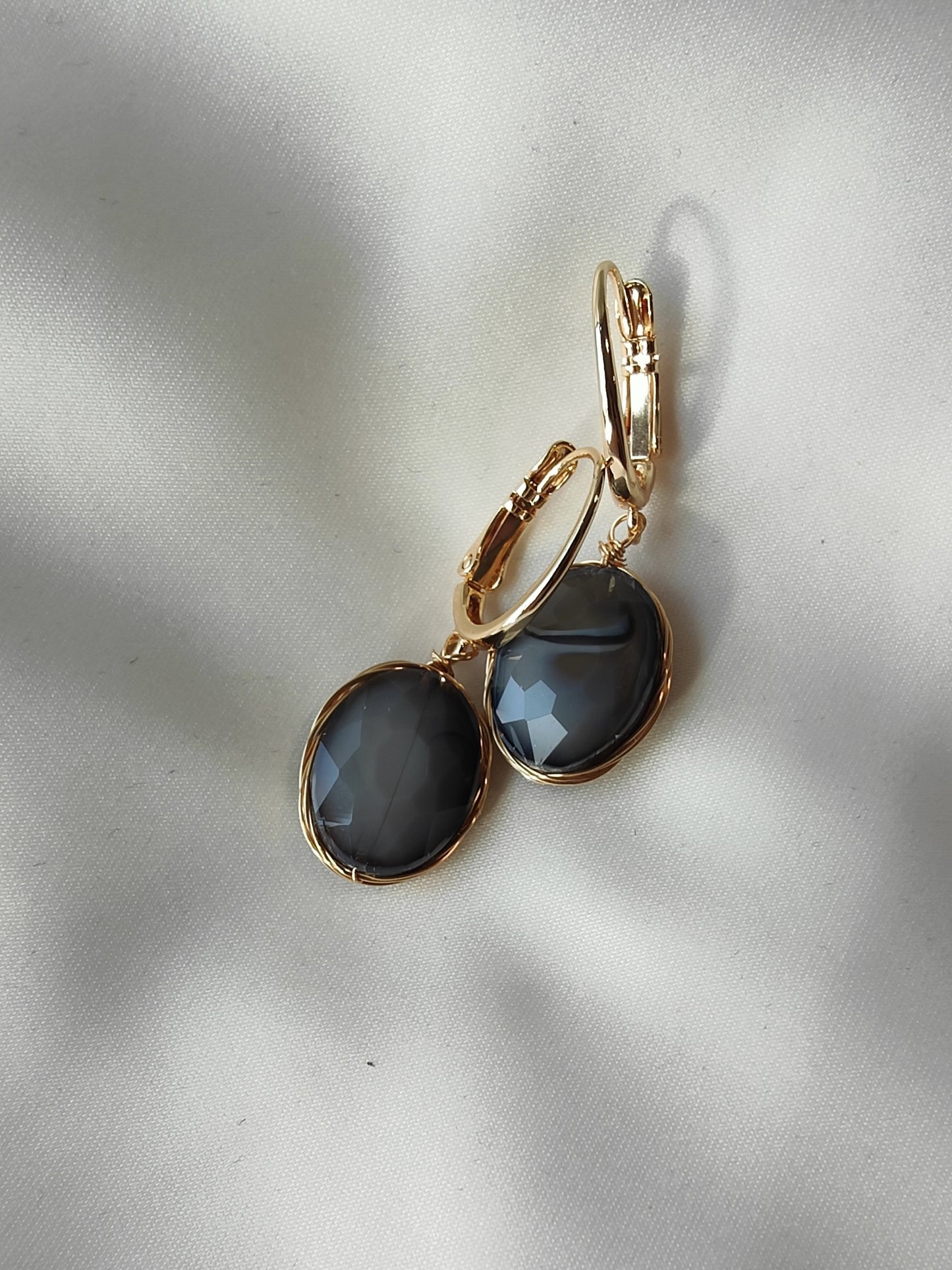 Countess Earrings - Smokey Grey
