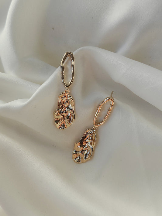 CAOIMHE - Gold Nugget Earrings