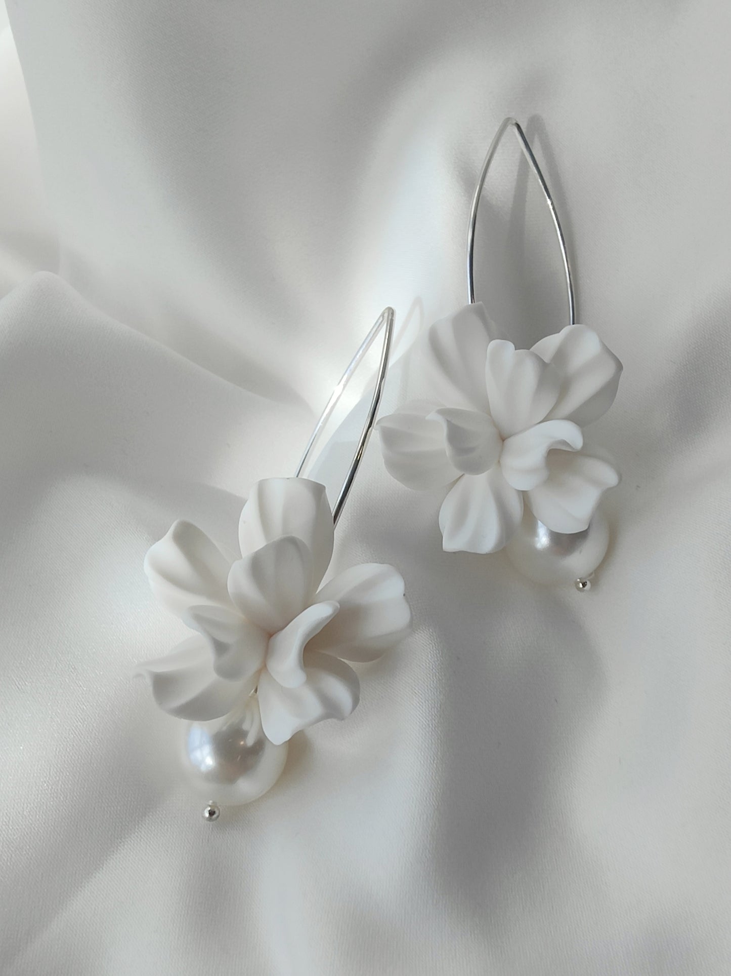 ALANYA - Statement Pearl & Flower Bridal Earrings - Silver