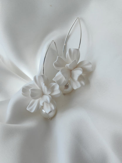 ALANYA - Statement Pearl & Flower Bridal Earrings - Silver