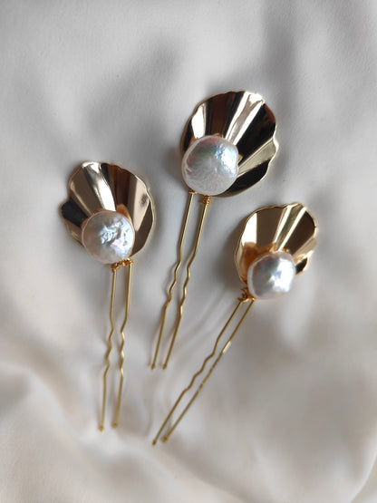 ELODIE -  Contemporary Gold & Pearl Pin Set
