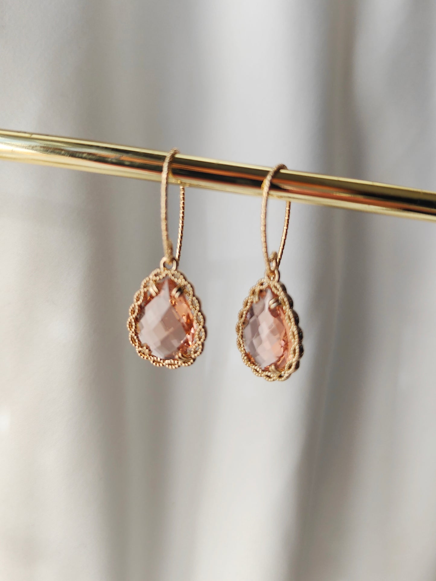 DIANA Crystal Earrings - Blush