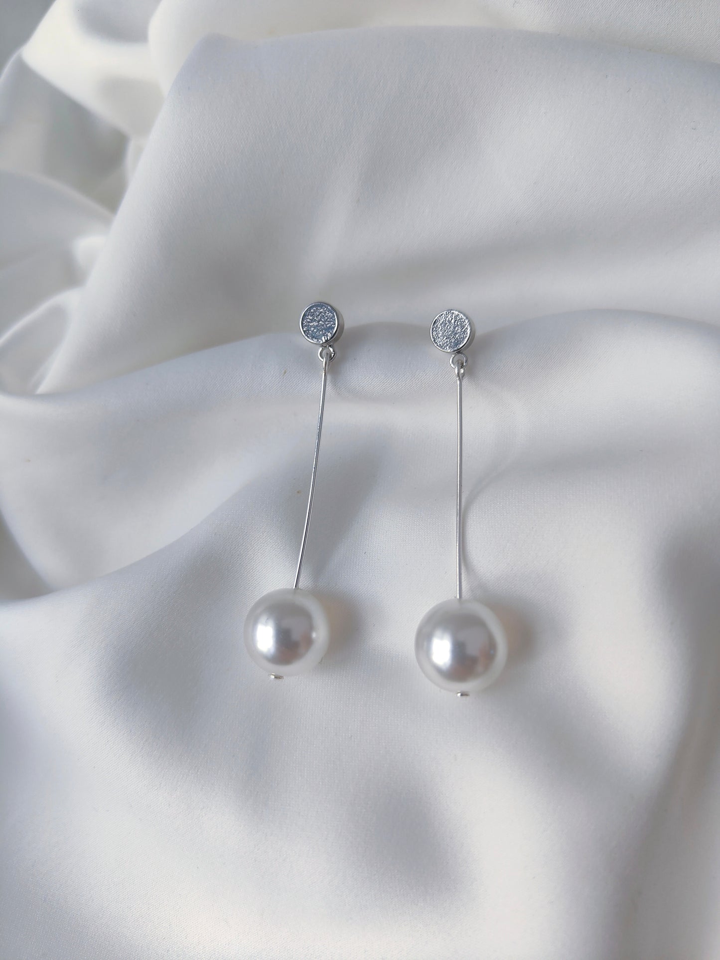 AUDREY - Ráiteas Airgid Earrings Pearl