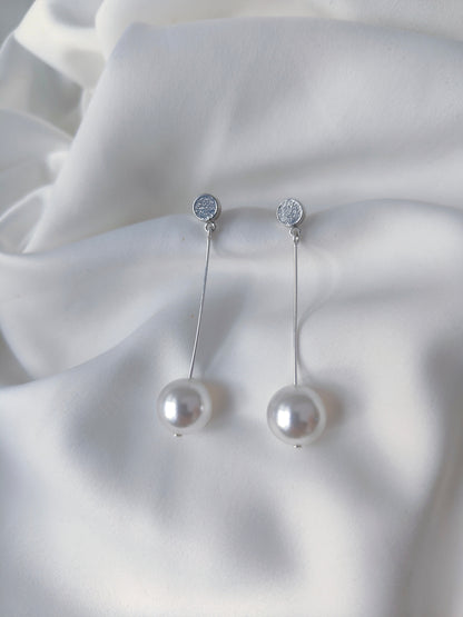 AUDREY - Ráiteas Airgid Earrings Pearl