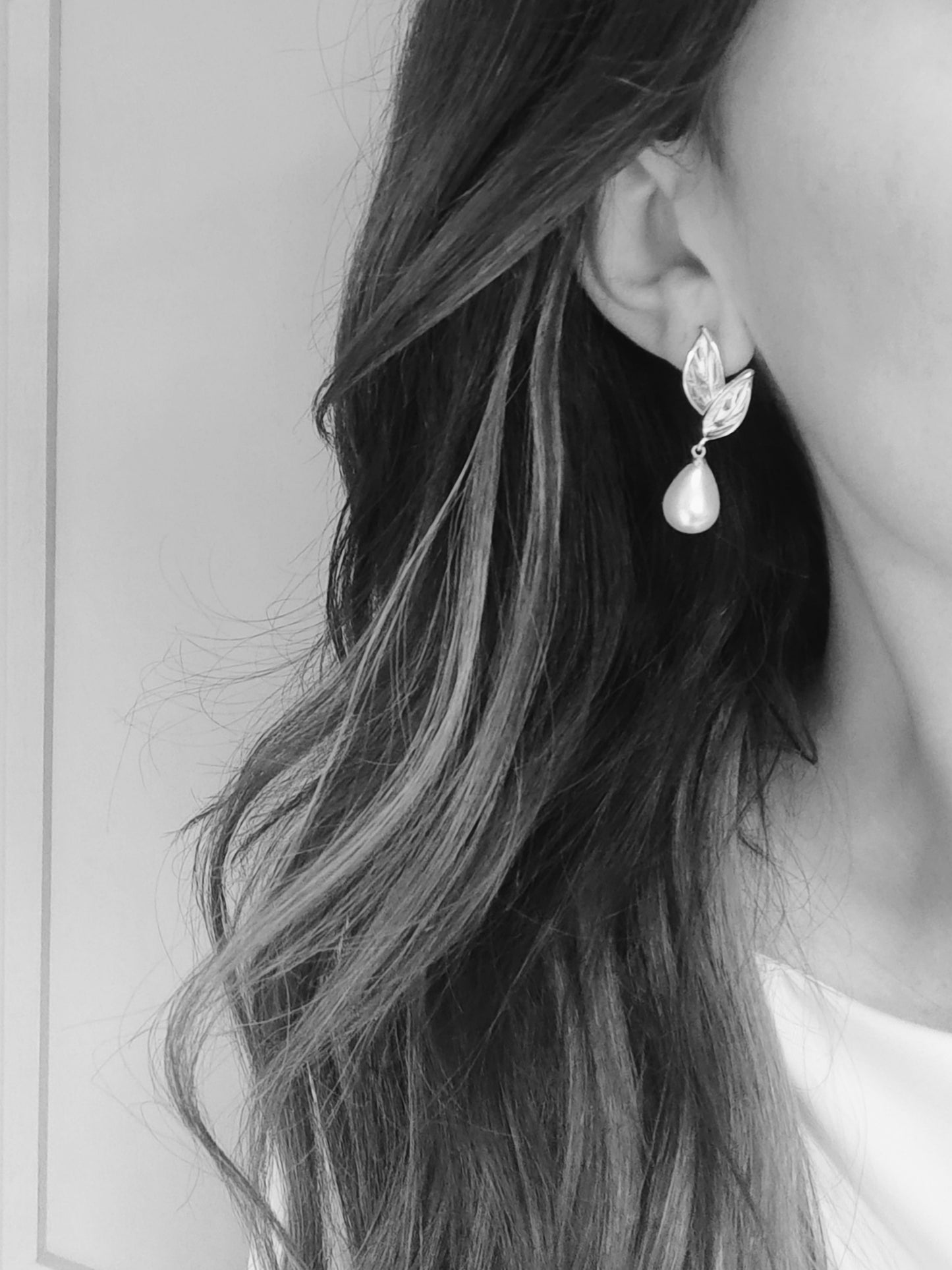 OPHELIA - Ráiteas Earring Bridal Pearl &amp; Gold
