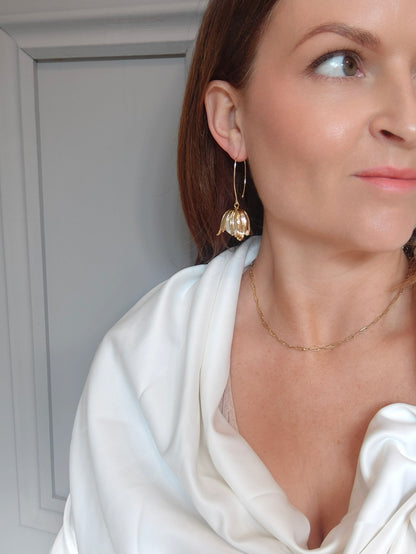 KELSIE - Gold Floral & Pearl Drop Earrings