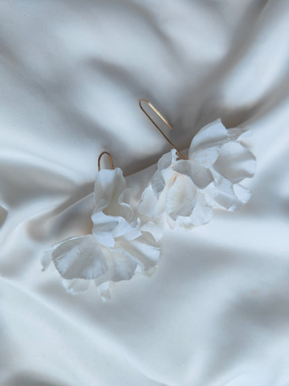 ELODIE - Statement floral earrings
