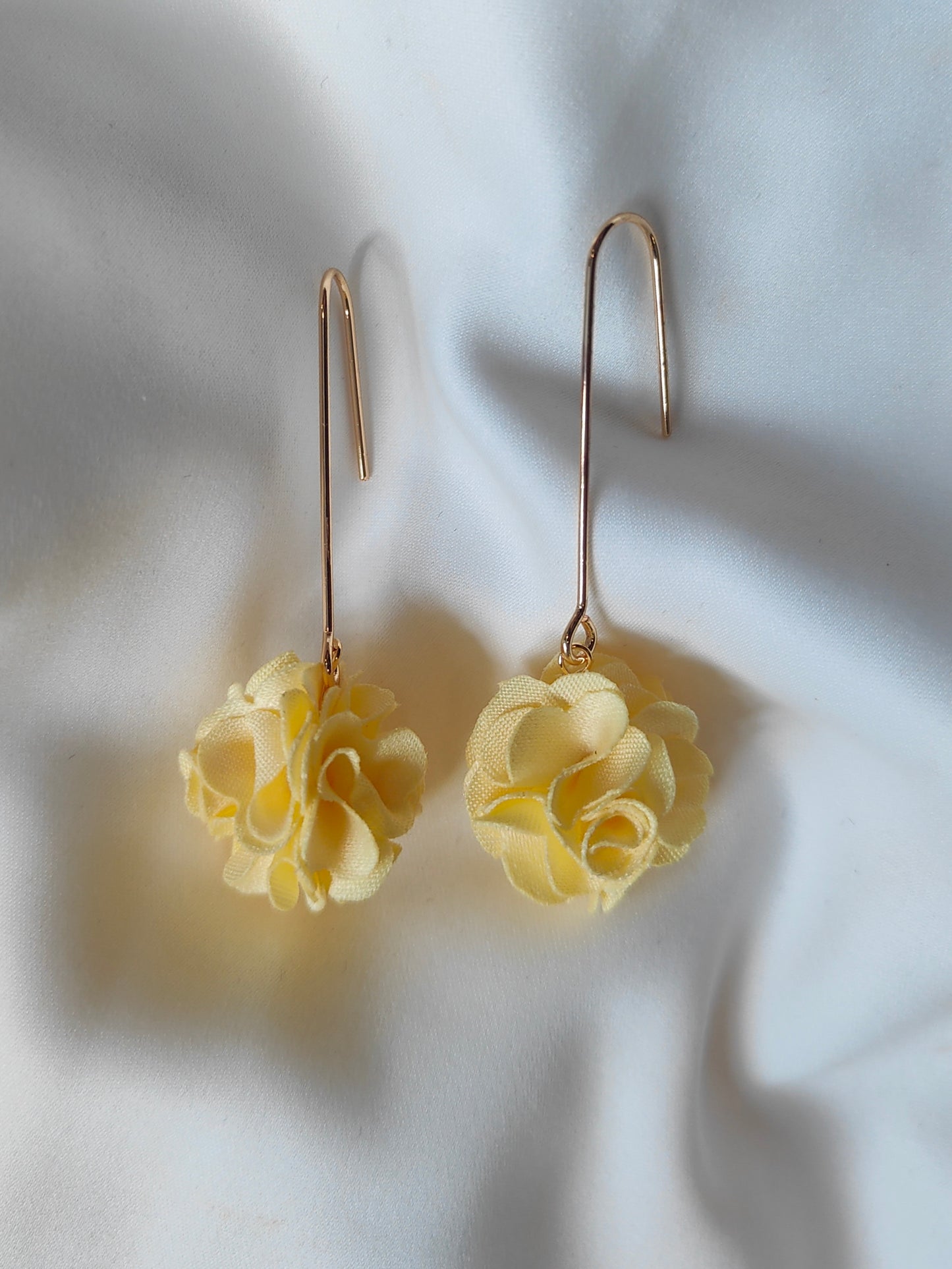 Georgia - Floral drop earrings - Lemon