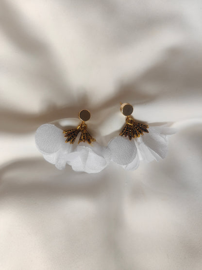Fleur Earrings - White