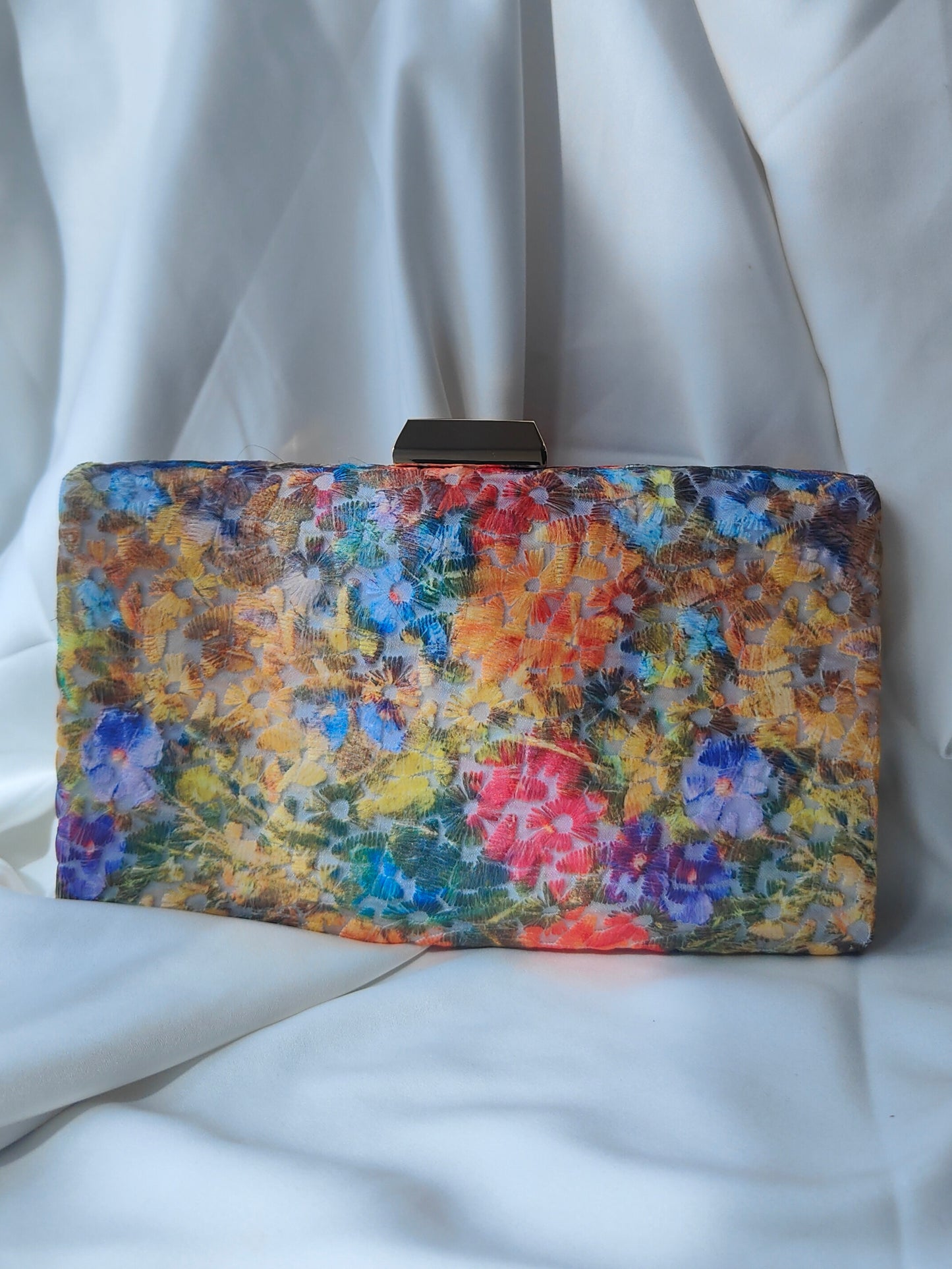 Margretta Floral Clutch
