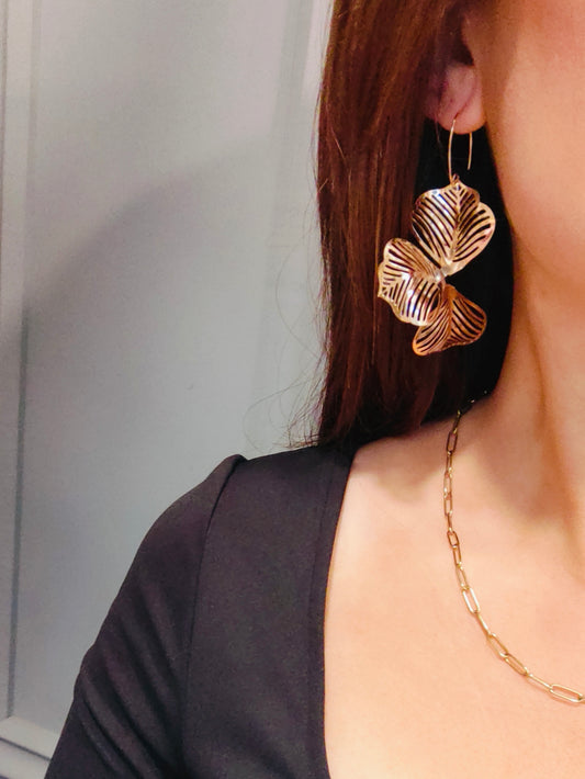 Lisa - Statement Gold Earrings