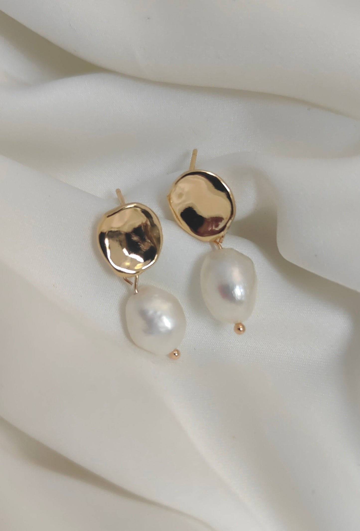 MOLLY - Ráiteas Earring Bridal Pearl &amp; Gold