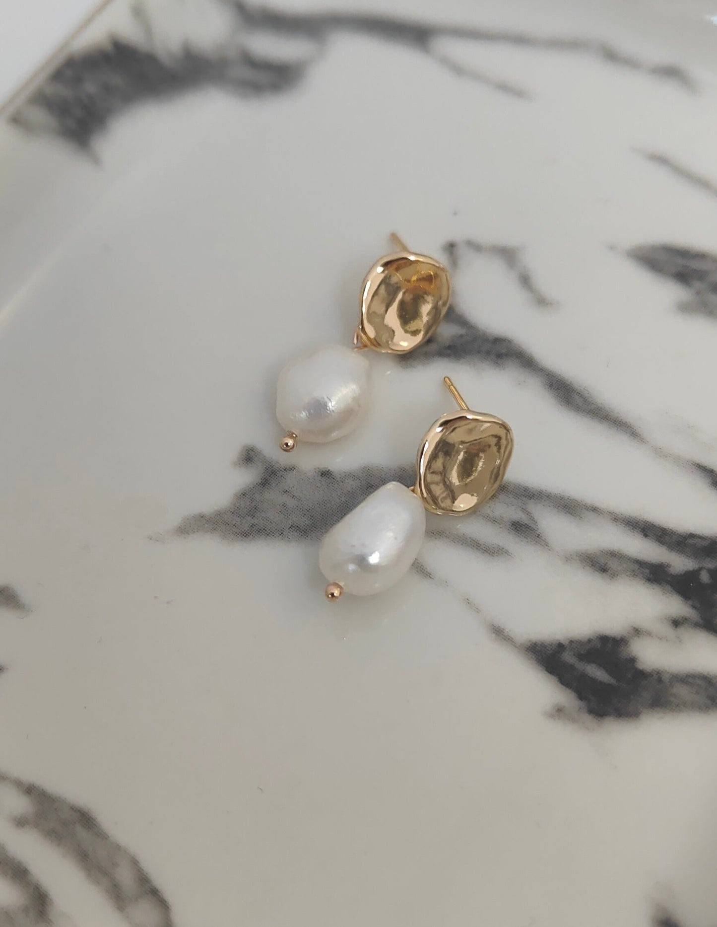 MOLLY - Statement Pearl & Gold Bridal Earrings