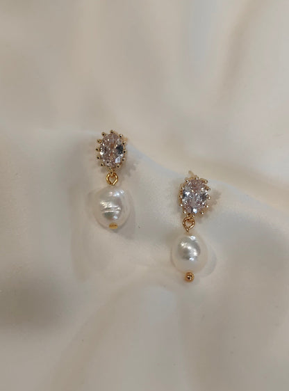 MARLA - Ráiteas Earring Bridal Pearl &amp; Crystal