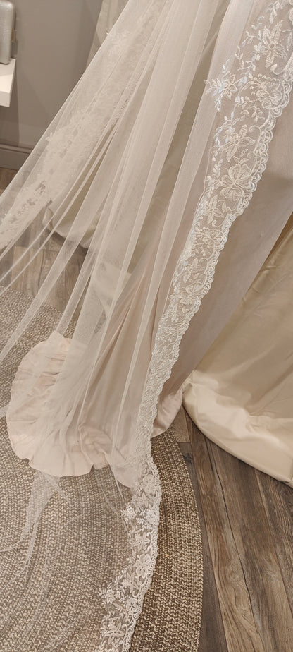 JULIETTE - Lace edge veil