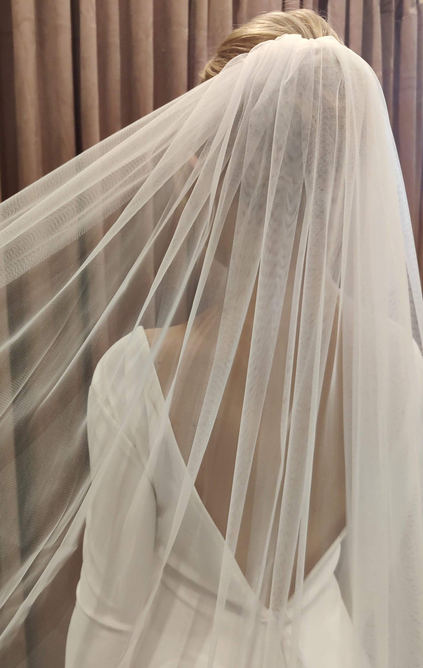 GRAINNE Two-Tier Sheer Tulle Veil