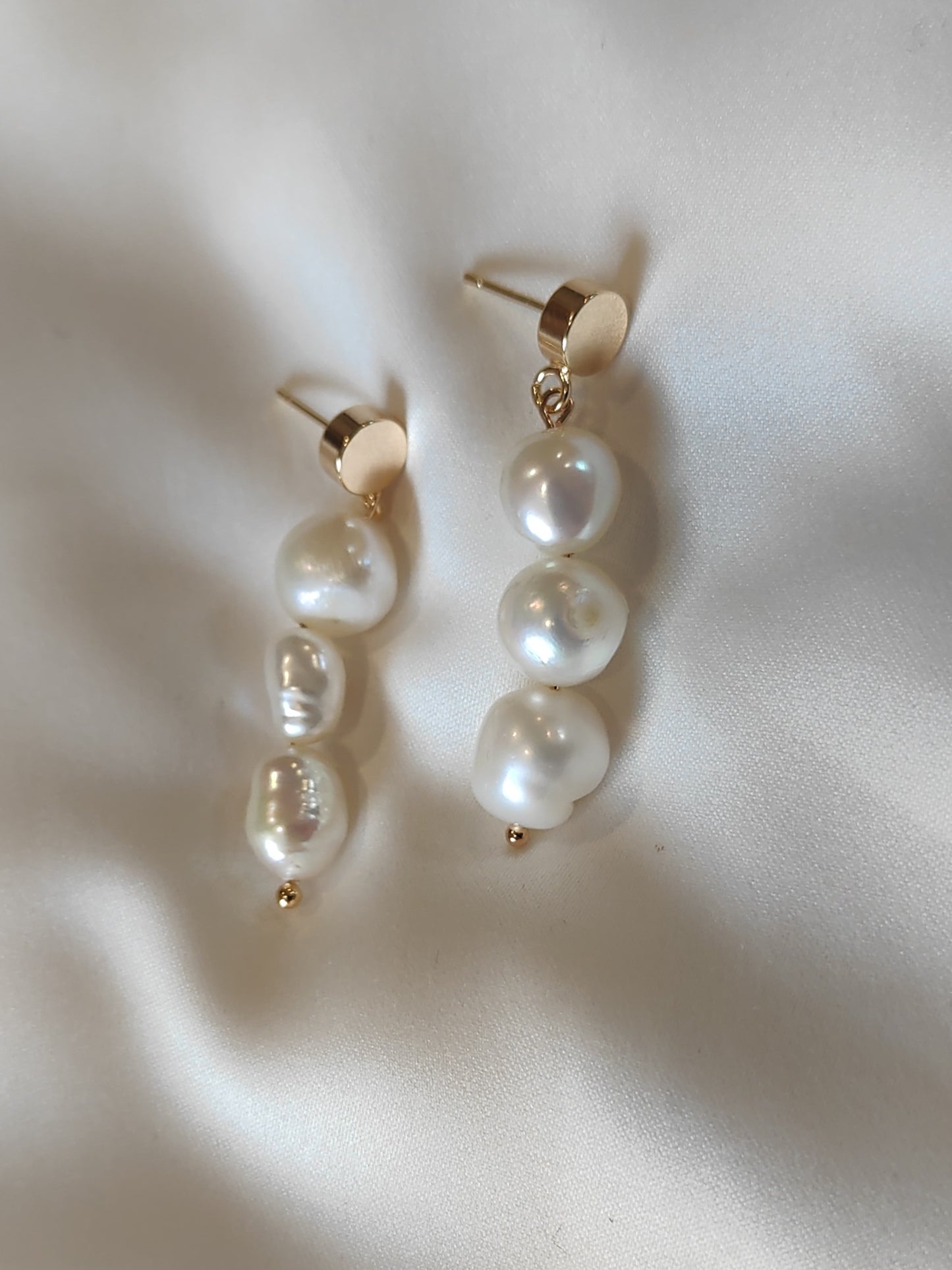 MARGO - Pearl Drop Bridal Earrings