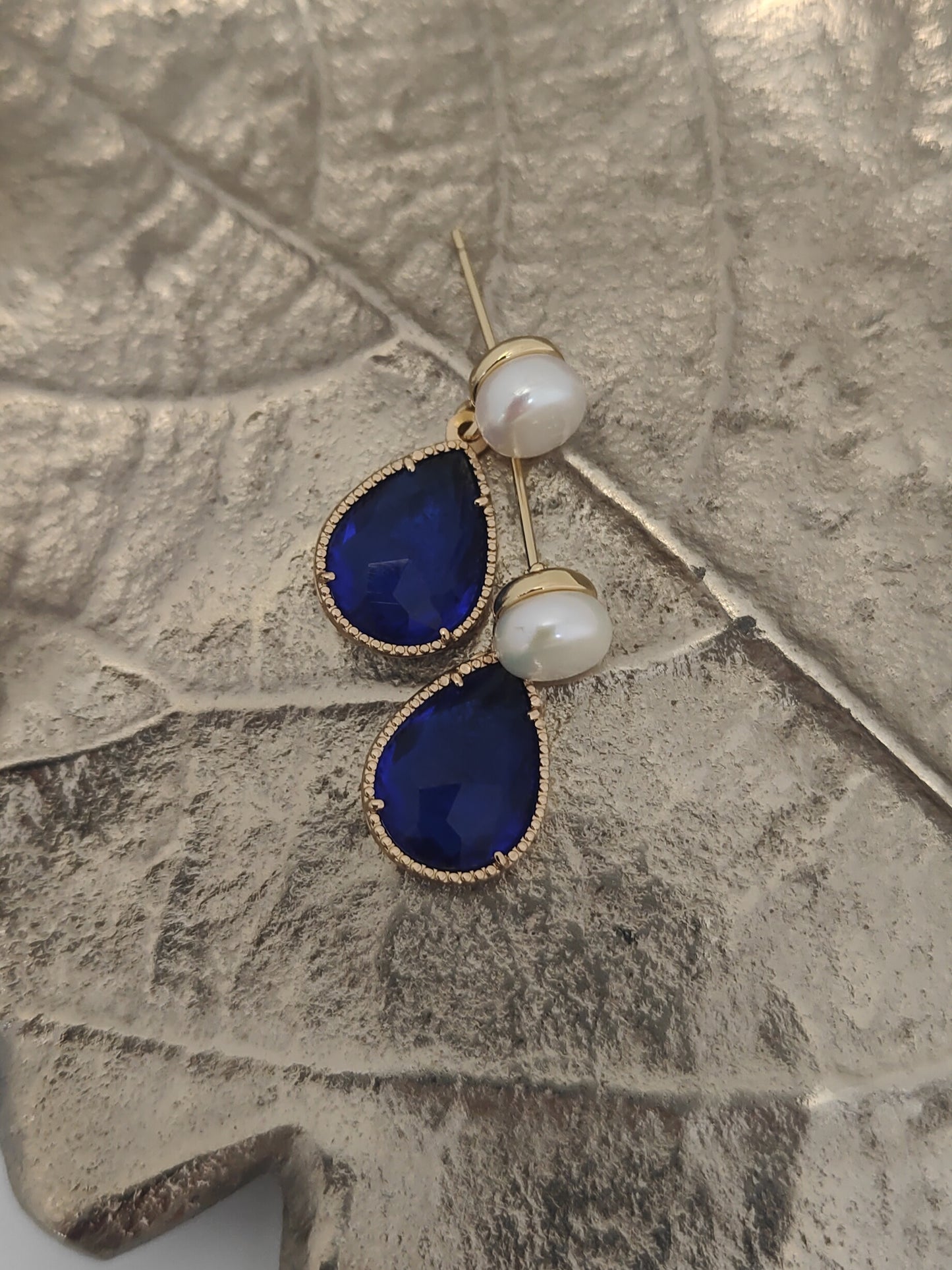 Pearl Gem Earring - Blue