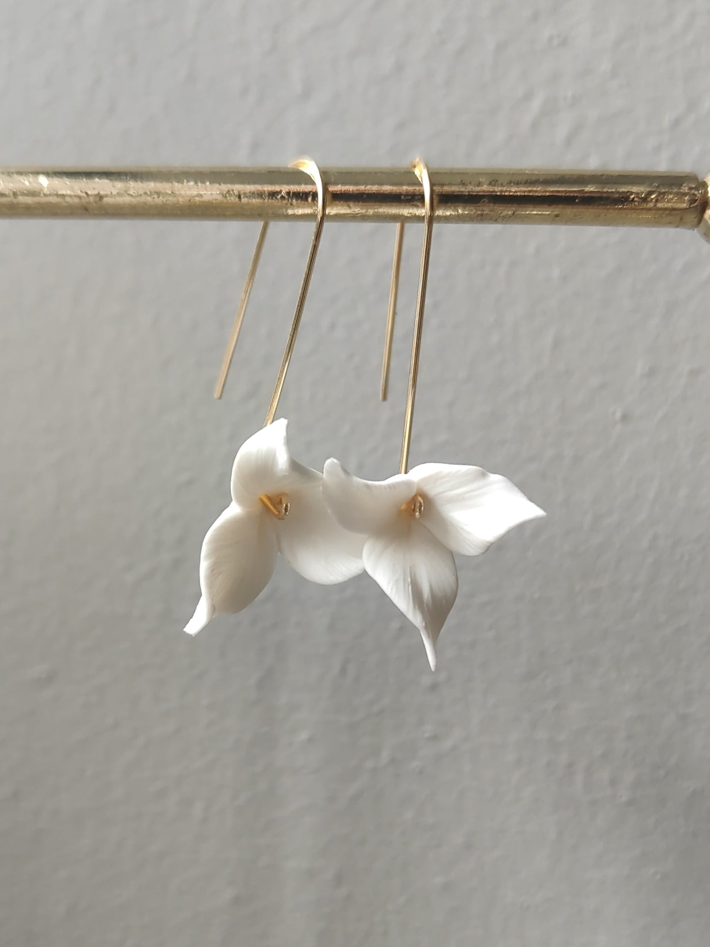 AZALEA - Delicate Floral Bridal Earrings