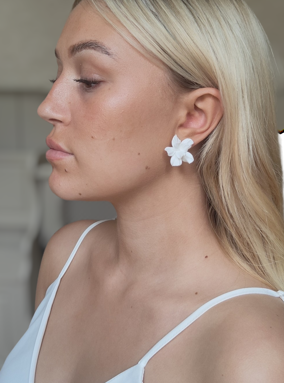 ANEMONE STUD - Statement Floral Bridal Stud Earrings