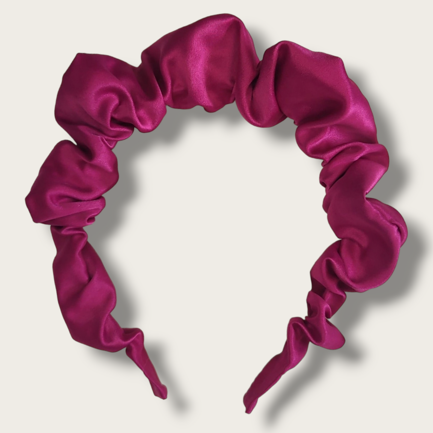 Headband Fuchsia Pink Satin Petite Ruffle - ☘ DEARADH NA HÉIREANN 